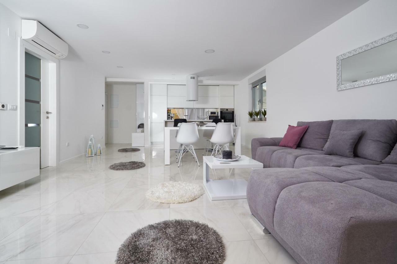 Brand New Apartment S & U Dubrovnik Bagian luar foto